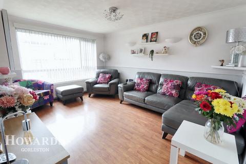 3 bedroom terraced house for sale, Laurel Drive, Bradwell