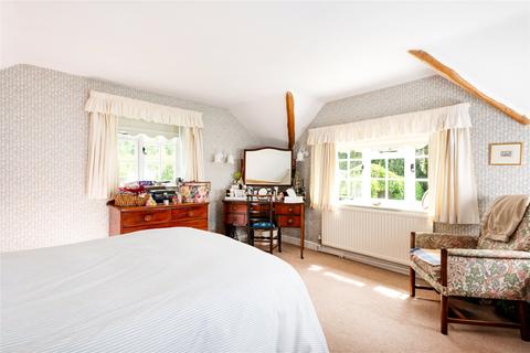 3 bedroom detached house for sale, High Street South, Tiffield, Towcester, Northamptonshire, NN12