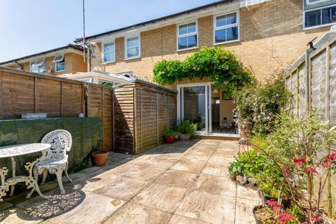 2 bedroom terraced house for sale, Hanover Mews, Brighton BN2