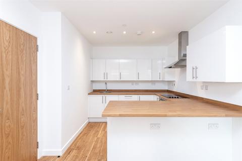 2 bedroom flat to rent, Chatham Waters, South House, Gillingham Gate Road, Gillingham, ME4