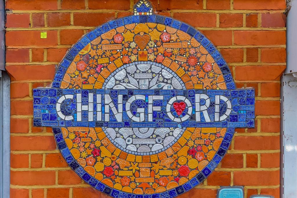 Chingford Station