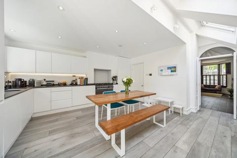 4 bedroom terraced house for sale, Cranbrook Road, London W4