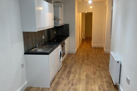 2 bedroom flat to rent, Oakleigh Road, N20