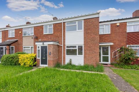 38 Maryside, Slough, SL3 7ET