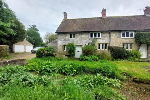 3 bedroom semi-detached house to rent, The Street, Chilmark SP3