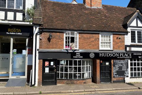 Retail property (high street) to rent, 7 Church Street, Rickmansworth, WD3 1BX