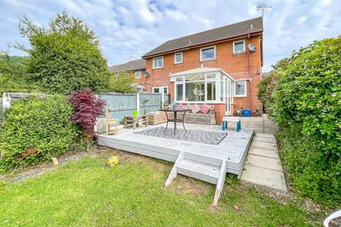 17 Campbell Close, Penrhyn Bay, Llandudno, LL30 3FD