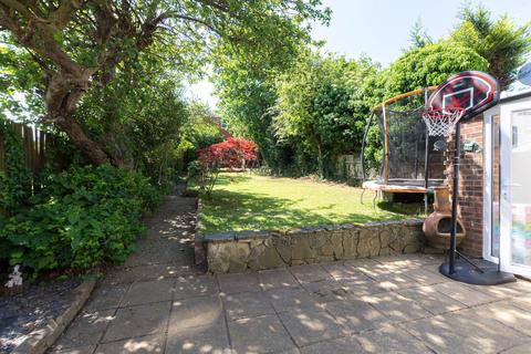 46 Kimberley Drive, Sidcup, DA14 4QF