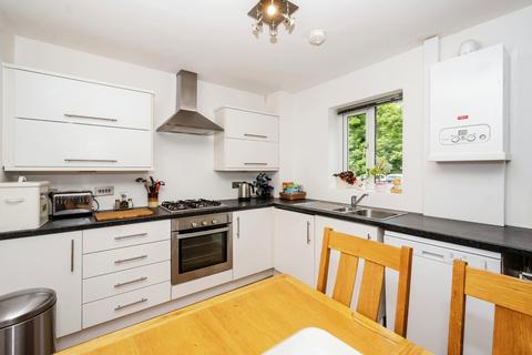 2 bedroom apartment for sale, Cheshire Close, Newton-le-Willows, WA12