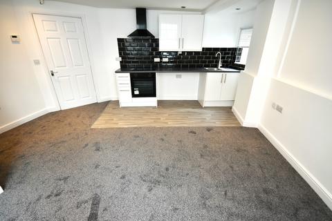 2 bedroom flat to rent, College Street, Wrexham, LL13