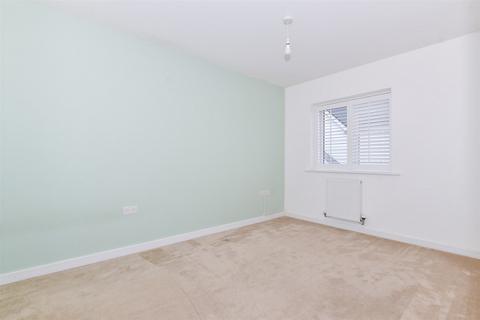9 Barrow Hill Close, Snodland, ME6 5FX