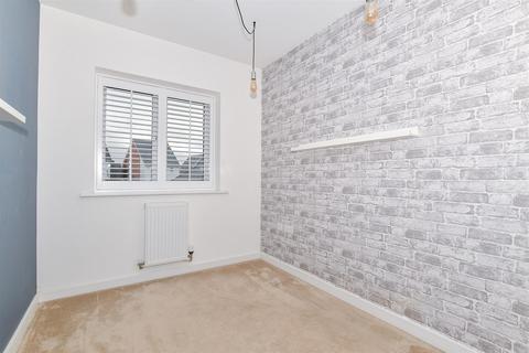 9 Barrow Hill Close, Snodland, ME6 5FX