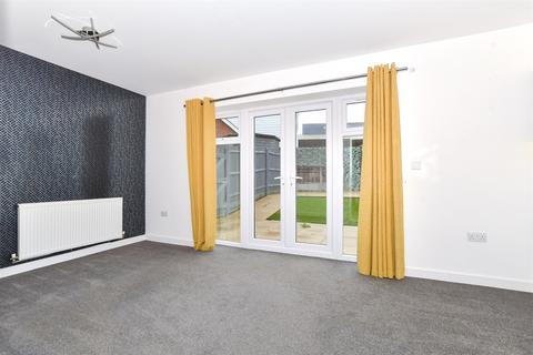 9 Barrow Hill Close, Snodland, ME6 5FX