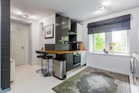 3 bedroom flat for sale, Flat 2/7, 22 Neilston Road, Alexandra Gate, Paisley PA2 6LN