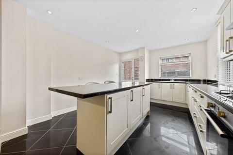 11 Tennyson Road, Kettering, NN16 0DD