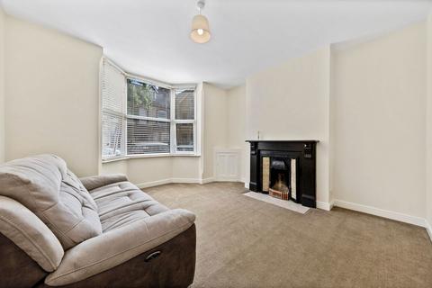 11 Tennyson Road, Kettering, NN16 0DD