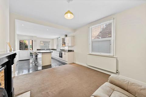 11 Tennyson Road, Kettering, NN16 0DD