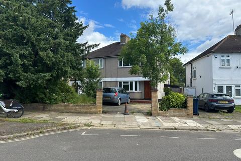 3 bedroom semi-detached house to rent, Downing Drive, Greenford UB6