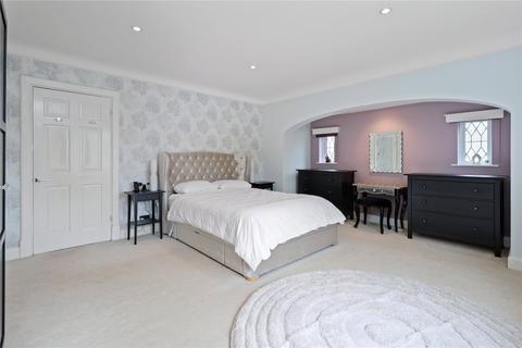 4 bedroom detached house for sale, Hersham Road, Walton-On-Thames, KT12