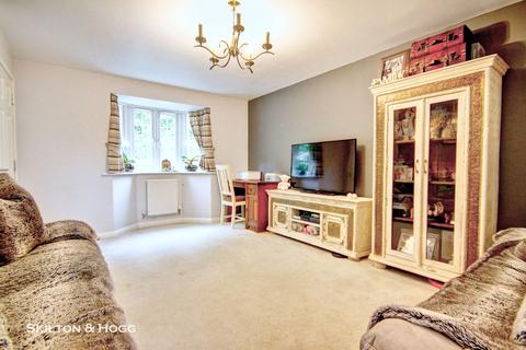 128 Buchanan Road, Rugby, CV22 6AZ