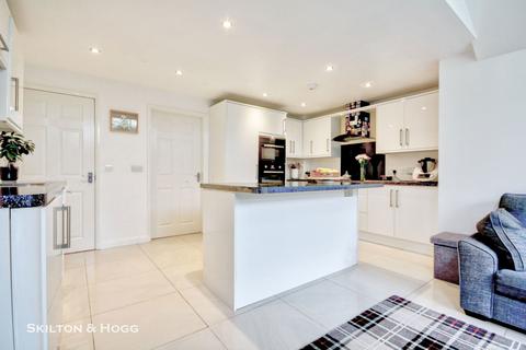 128 Buchanan Road, Rugby, CV22 6AZ