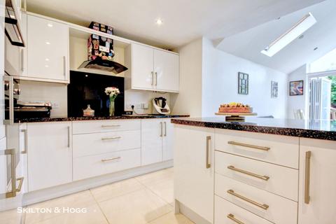 128 Buchanan Road, Rugby, CV22 6AZ