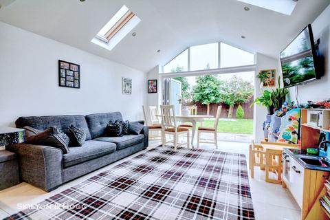 128 Buchanan Road, Rugby, CV22 6AZ