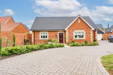 3 bedroom detached bungalow for sale, Hoe Road East, Swanton Morley