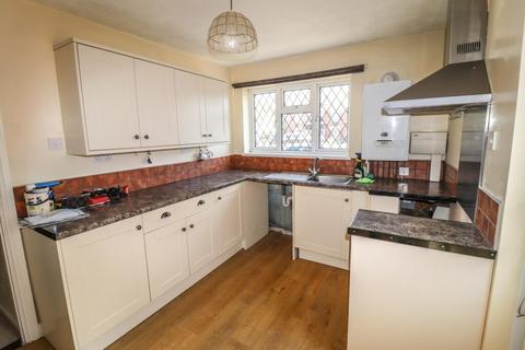 3 bedroom property for sale, Church Road, Hayling Island