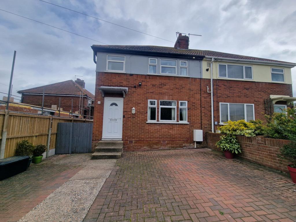 Cavell Square, Deal, CT14 3 bed house £1,325 pcm (£306 pw)