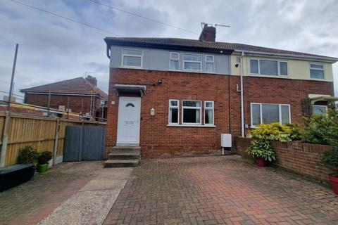 3 bedroom house to rent, Cavell Square, Deal, CT14