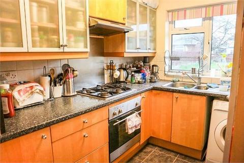 1 bedroom flat for sale, St Pauls Avenue, Harrow, HA3