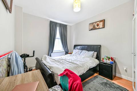 2 bedroom flat for sale, Camden Park Road, Camden, London, NW1