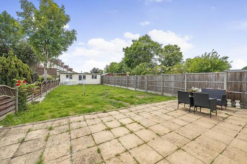 3 bedroom semi-detached house for sale, Wards Road, Ilford, Redbridge