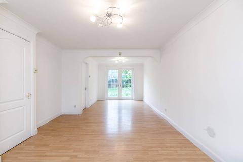 4 bedroom house to rent, Trader Road, Beckton, London, E6