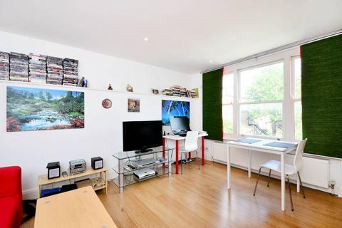 1 bedroom flat to rent, Moray Mews, Finsbury Park, London, N7