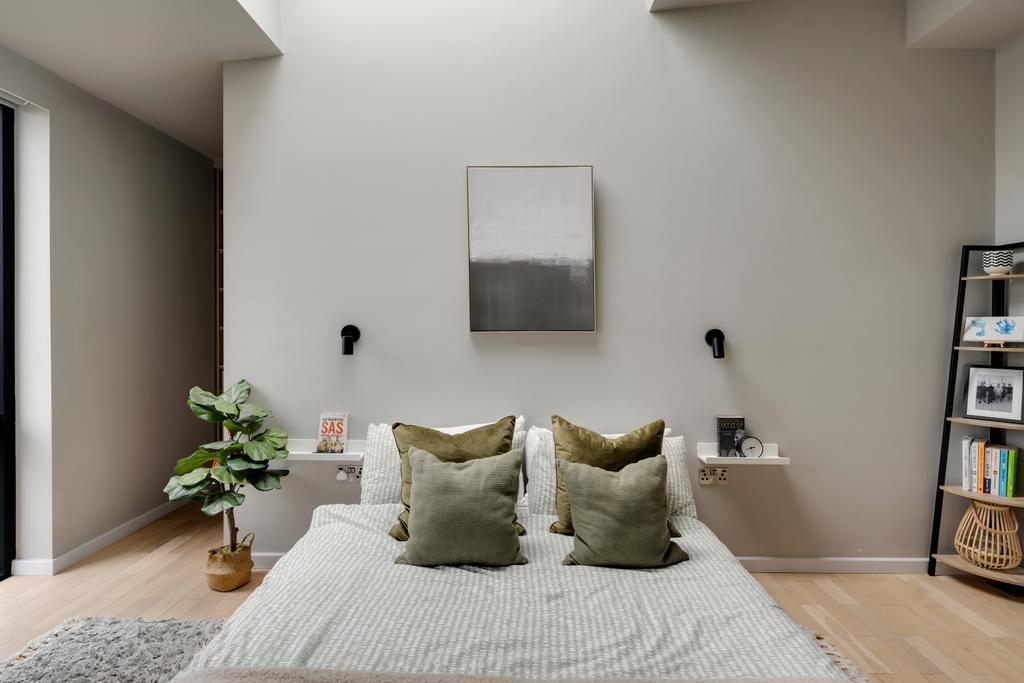 Bedroom 76a