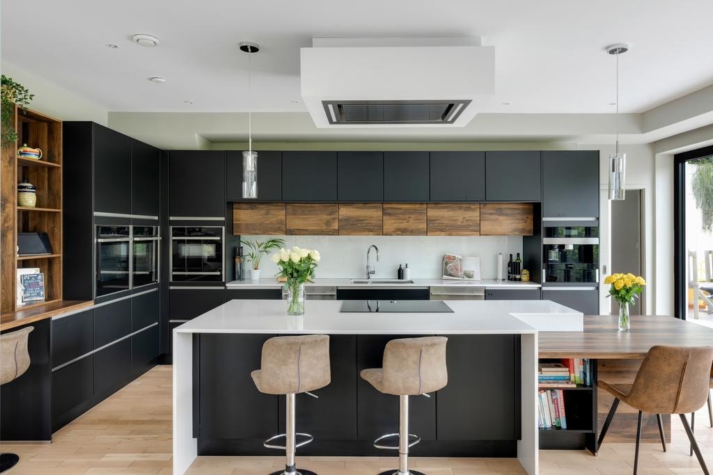 Kitchen 1 76b