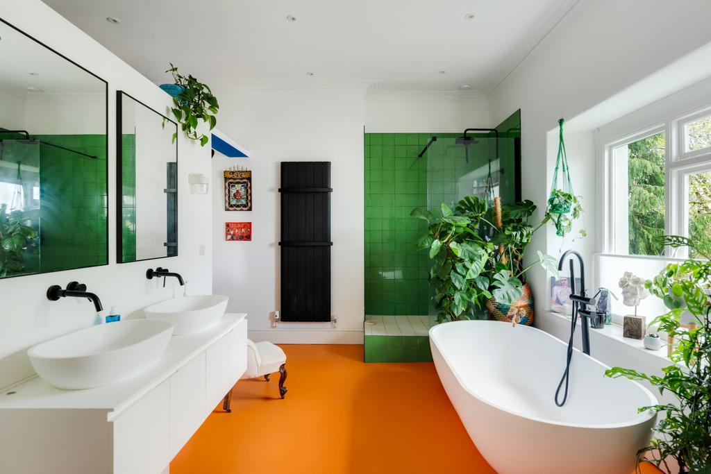 Bathroom en-suite
