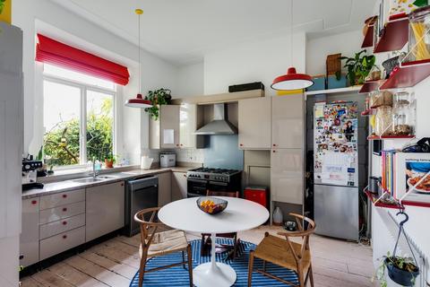 31 Burlington Road, Bristol, BS6 6TJ
