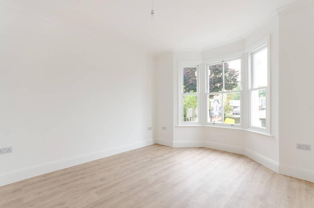 Maple Road, Penge, London, SE20 1 bed flat to rent - £1,550 pcm (£358 pw)