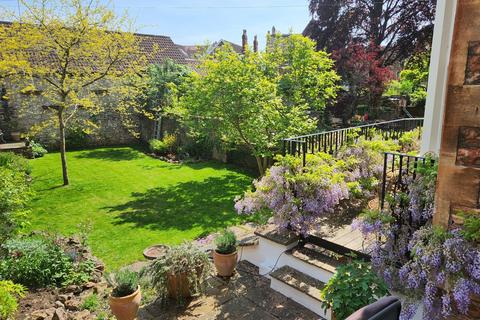 6 bedroom end of terrace house for sale, Apsley Road, Clifton, Bristol, BS8
