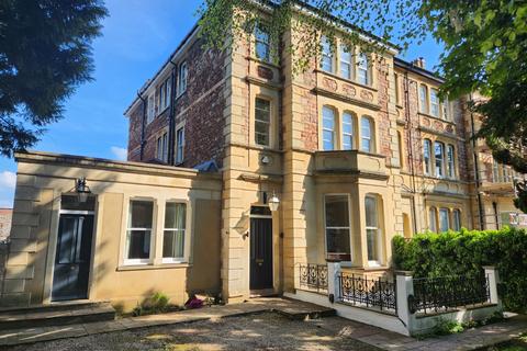 54 Apsley Road, Bristol, BS8 2ST