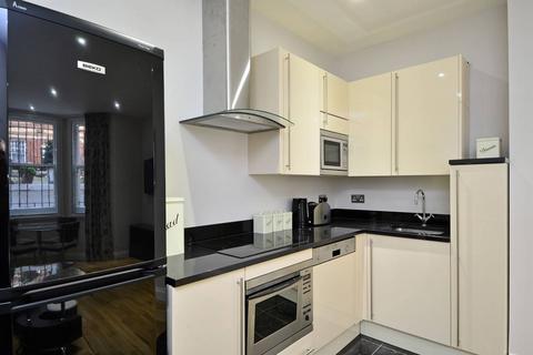 1 bedroom flat to rent, Earls Court Road, Earls Court, London, SW5
