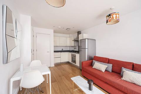 1 bedroom flat to rent, Cresset Road, Hackney, London, E9