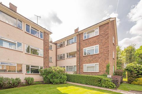 3 bedroom flat for sale, Holders Hill Road, Mill Hill East, London, NW4