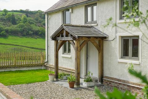 5 bedroom detached house for sale, Dyffryn Cottage, Llanfynydd