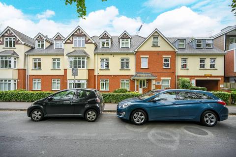 1 bedroom flat for sale, Maybury Road, Woking, GU21