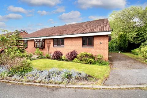 2 bedroom semi-detached bungalow for sale, Arran Close, Fearnhead, WA2