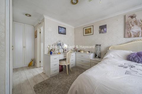 3 bedroom detached house for sale, Brycedale Crescent, Southgate